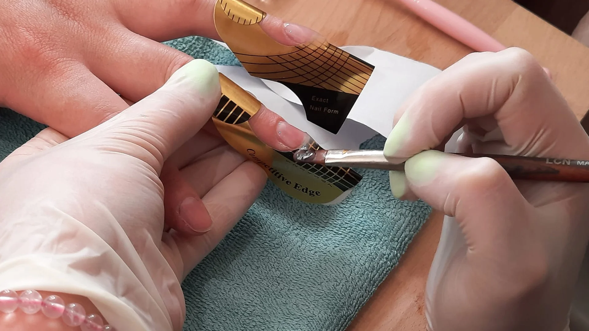 Épilation laser visage et sourcils près d'Audrieu