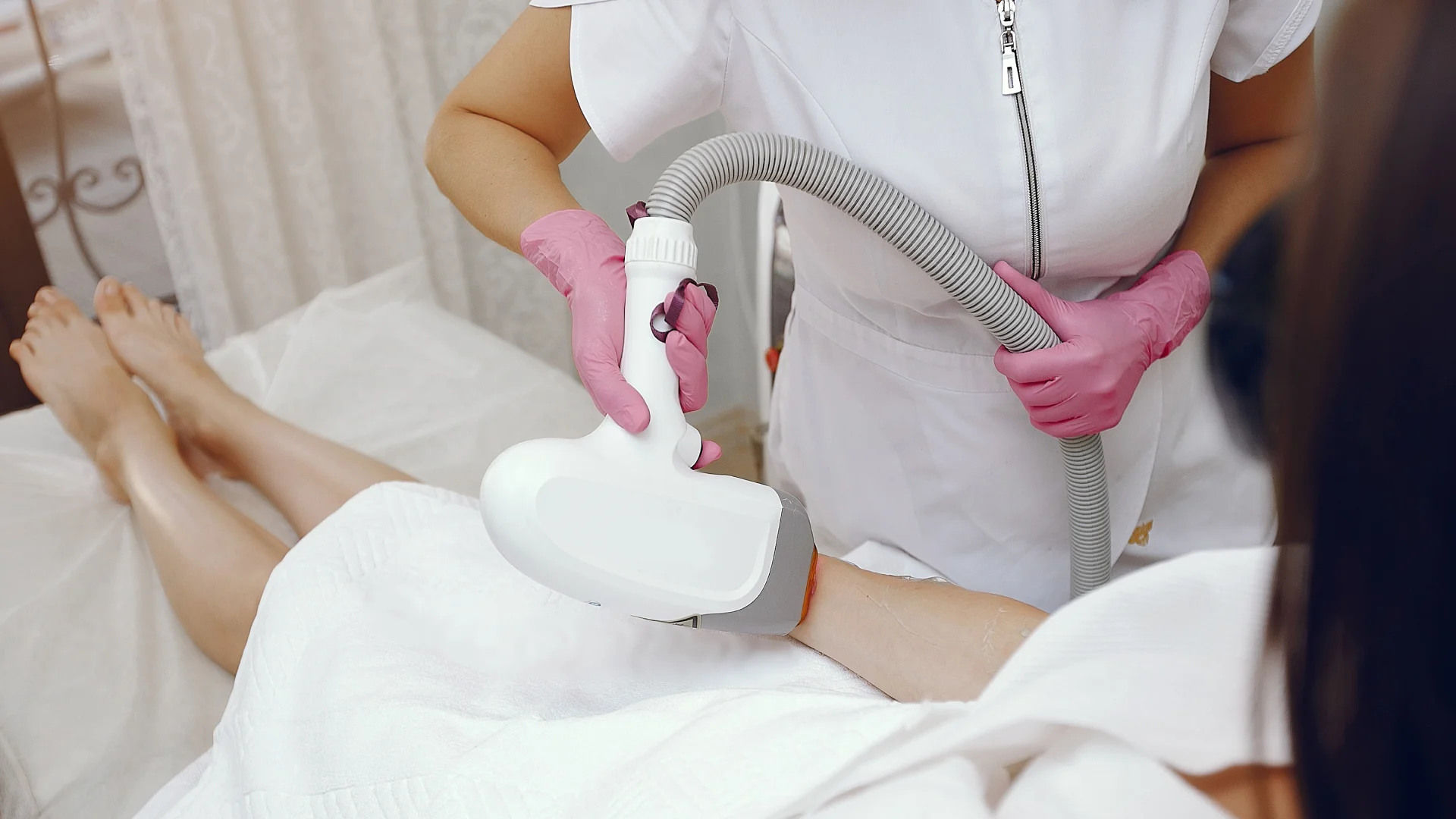 Épilation laser homme à Creully sur Seulles